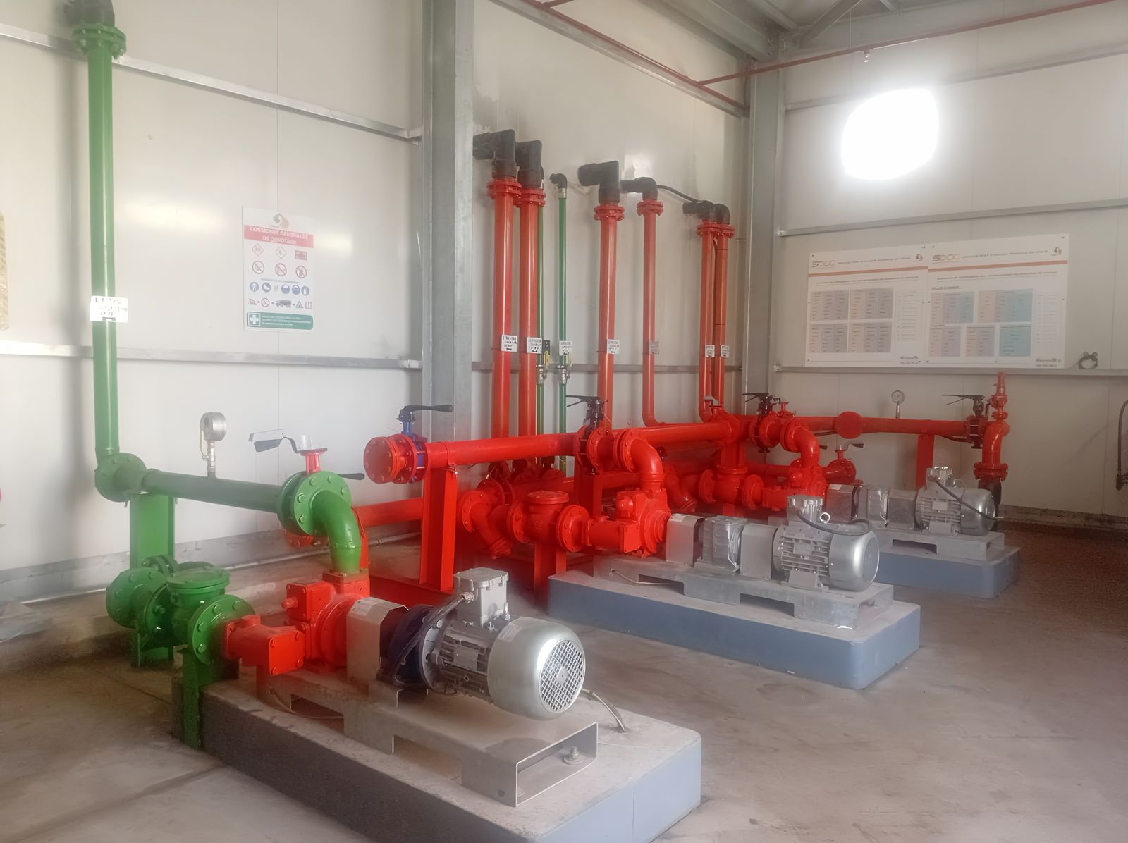 Tuyauterie hydrocarbures – LES STATIONS